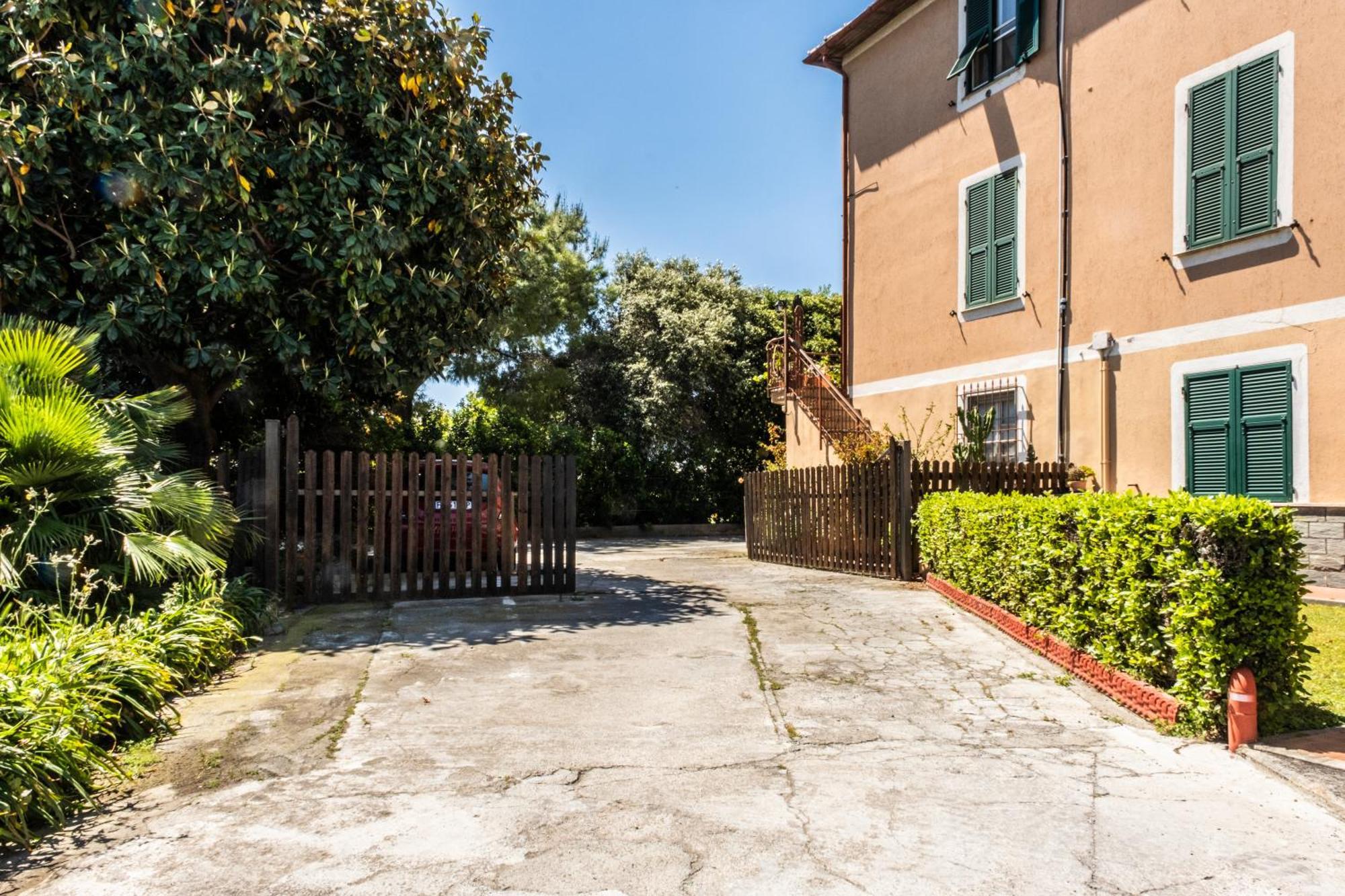 אלבניה Agriturismo Giorgi Appartamenti In Riviera Ligure מראה חיצוני תמונה